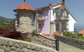 Villa Laurea
